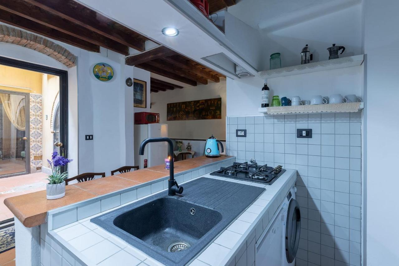 Serragli Court-Hosted By Sweetstay Florence Buitenkant foto